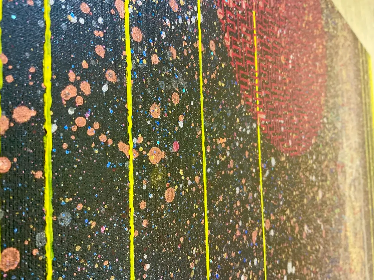 Une femme pense entre les étoiles