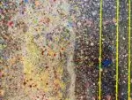 Une femme pense entre les étoiles